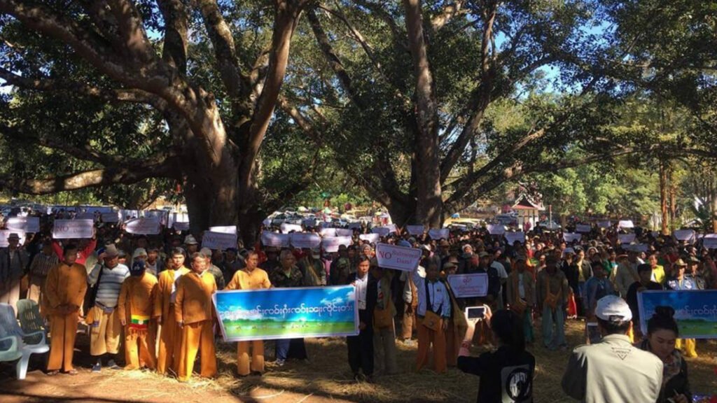 ၵေႃႁူမ်ႈသၢင်ႈ ၸဝ်ႈႁႆႈၸဝ်ႈၼႃးၸိုင်ႈတႆး လွင်ႈႁဝ်းၶႃႈ 1 ၵေႃႁူမ်ႈသၢင်ႈ ၸဝ်ႈႁႆႈၸဝ်ႈၼႃးၸိုင်ႈတႆး farmers conference